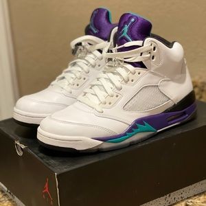 Nike Air Jordan Retro Grape 5 Size 9